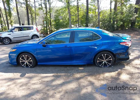 2020 Toyota Camry Se z USA, uszkodzony, nr VIN 4T1M11AK7LU390088